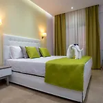 Patiras Deluxe