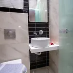 Patiras Deluxe 4*