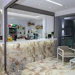 Patiras Deluxe Oda ve Kahvaltı