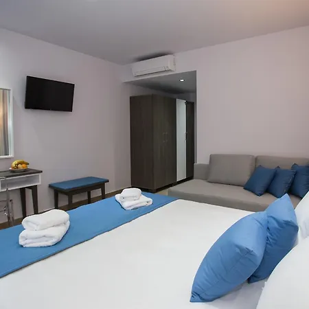 Patiras Deluxe فندق مبيت وإفطار