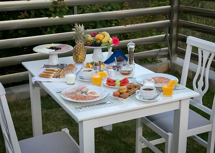 Patiras Deluxe 4*